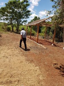 El Señor Intendente De Hohenau Señor Francisco Morales Haciendo Presencia In Situ De Familias De ...