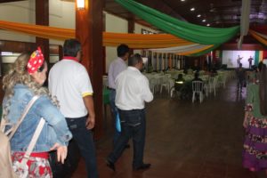 Mas Fotos De La Comilona Del Dia De Ayer